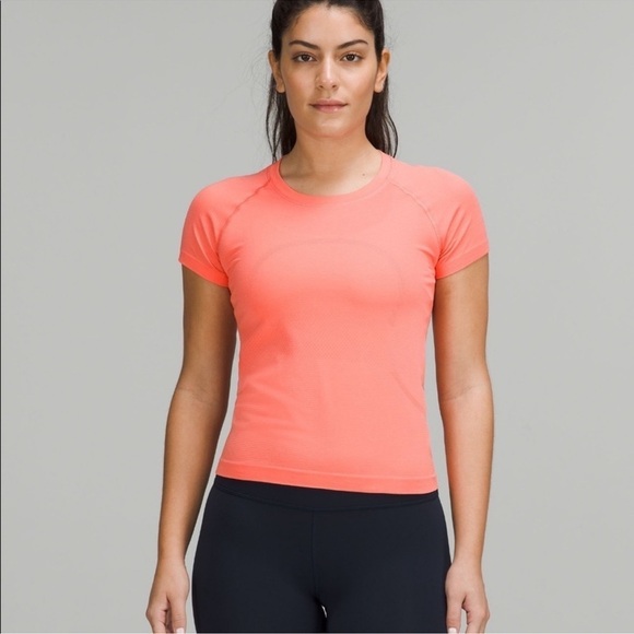 lululemon athletica Tops - Lululemon Swiftly Tech Short Sleeve Shirt 2.0 Race Length Raspberry Cream 12